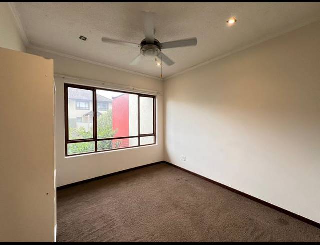 1 BEDROOM PROPERTY TO RENT IN LONEHILL